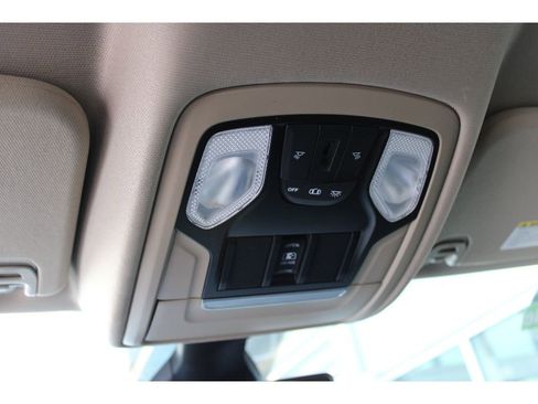 Used 2019 RAM 1500 Big Horn image 19