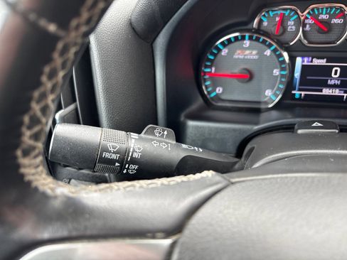 Used 2018 Chevrolet Silverado 1500 LT w/ LPO, Black Pack image 23