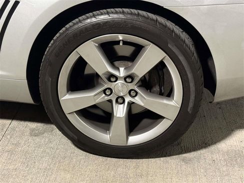 Used 2010 Chevrolet Camaro SS image 7