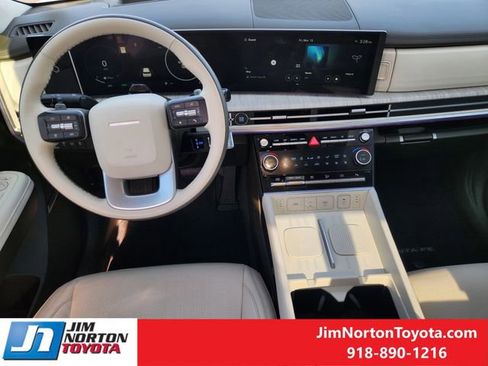 Used 2025 Hyundai Santa Fe Calligraphy image 27