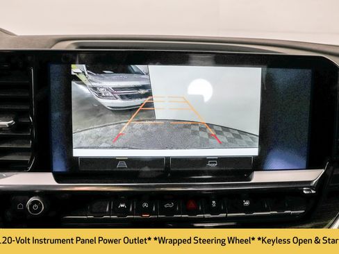 Used 2023 Chevrolet Silverado 1500 LT image 9