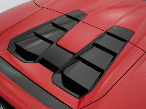Used 2021 Lamborghini Huracan EVO RWD image 28