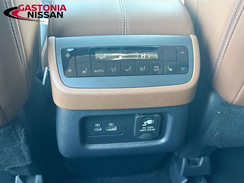 Used 2024 Nissan Pathfinder Platinum w/ Cargo Package FWD image 33