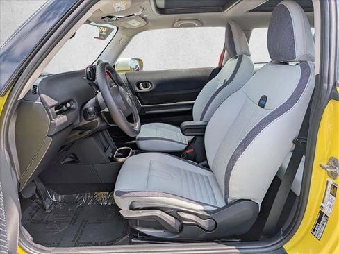 Certified 2025 MINI Cooper S FWD image 17