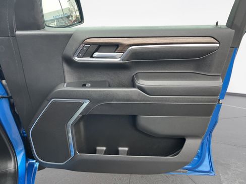 Used 2023 Chevrolet Silverado 1500 LT w/ Protection Package image 24