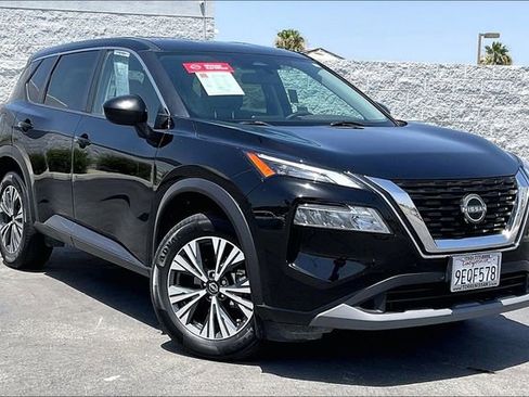 Certified 2023 Nissan Rogue SV FWD image 12
