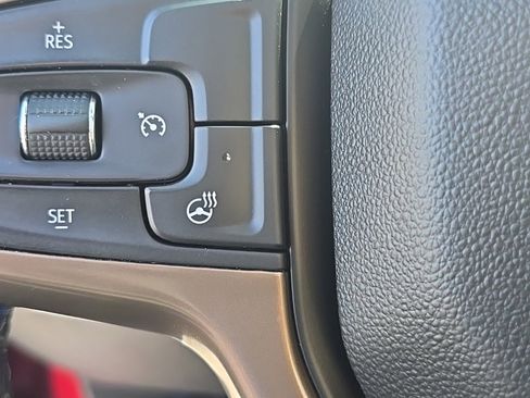 Used 2022 Chevrolet Silverado 2500 High Country w/ Z71 Off-Road Package image 10