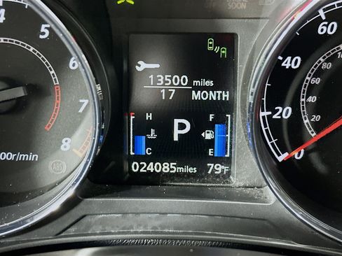 Used 2025 Mitsubishi Outlander Sport SE AWD/4WD image 18