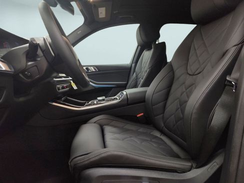 Used 2026 BMW X5 xDrive50e w/ Premium Package image 4