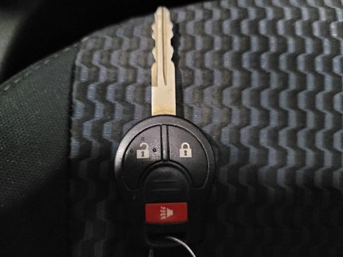 Used 2014 Nissan Versa Note SV w/ Convenience Package FWD image 32