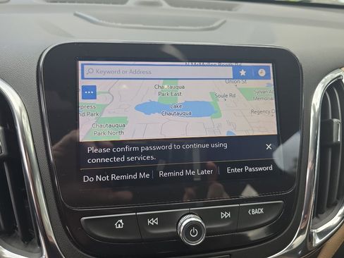 Used 2022 Chevrolet Equinox Premier image 24