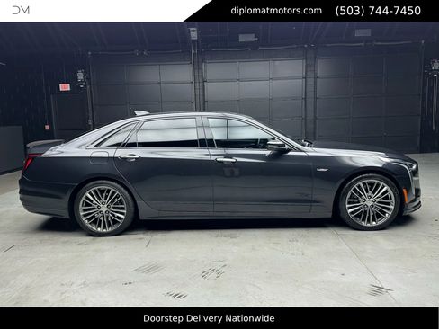 Used 2020 Cadillac CT6 V w/ LPO, Premium Carpet Package image 8