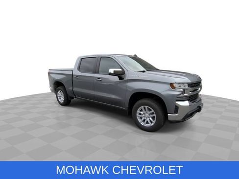 Certified 2022 Chevrolet Silverado 1500 LT AWD/4WD image 2