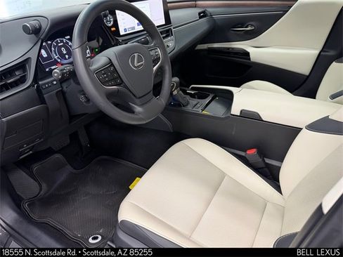 Used 2025 Lexus ES 350 w/ Premium Package image 20