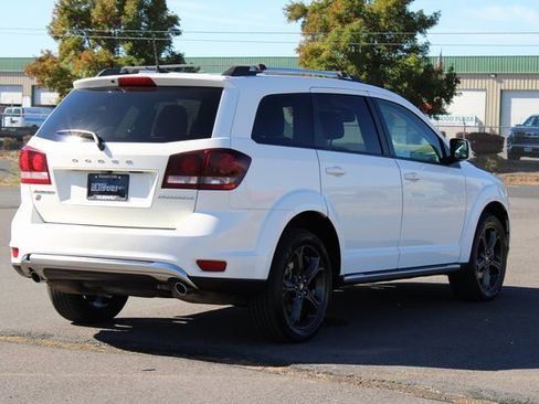 Used 2019 Dodge Journey Crossroad image 6