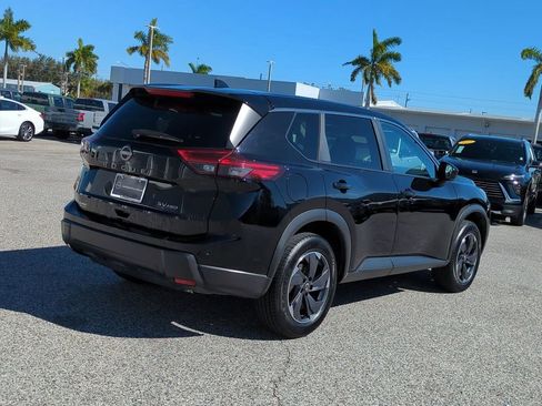 Certified 2024 Nissan Rogue SV image 5