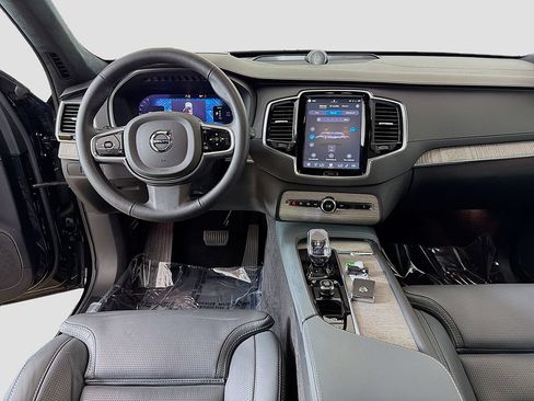 Used 2024 Volvo XC90 T8 Ultimate w/ Lounge Package AWD/4WD image 40