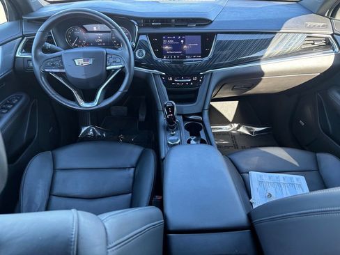 Used 2023 Cadillac XT6 Premium Luxury AWD/4WD image 35