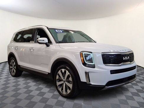 Used 2022 Kia Telluride S image 1