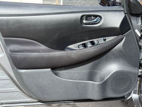 Used 2018 Nissan Leaf SV w/ SV All Weather Package image 24