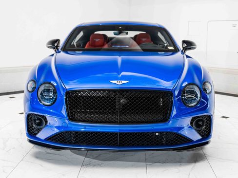 Used 2024 Bentley Continental GT V8 image 8