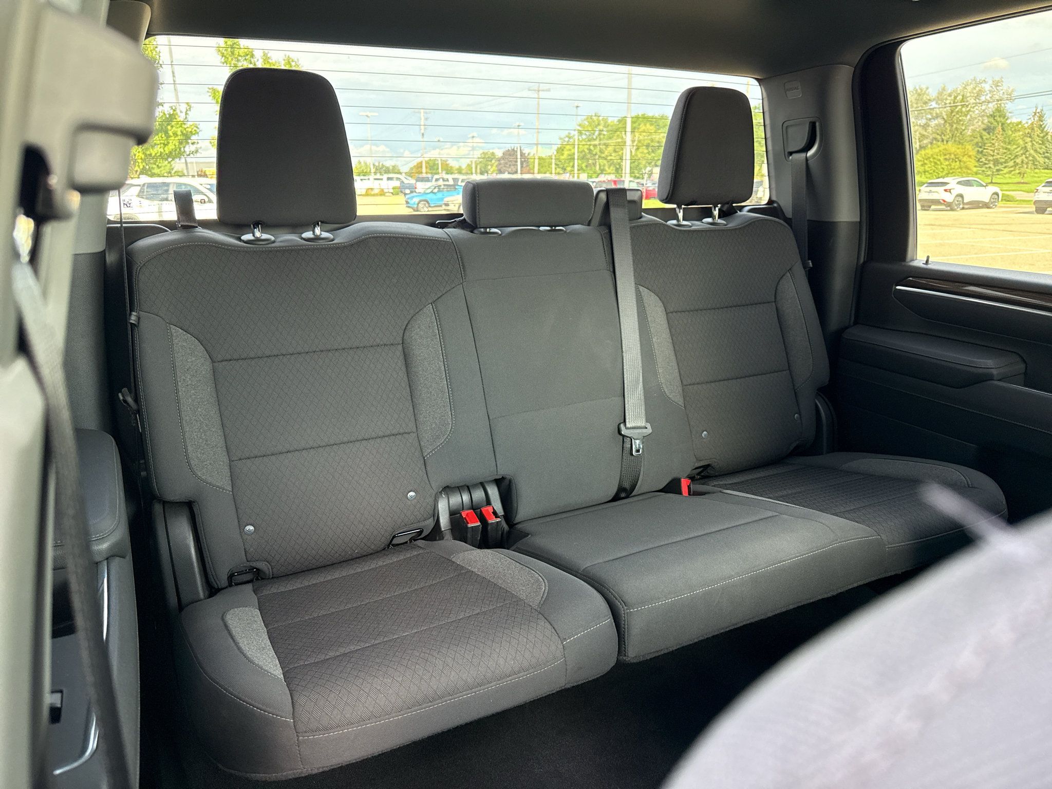 Used 2025 Chevrolet Silverado 2500 LT w/ Convenience Package AWD/4WD image 39