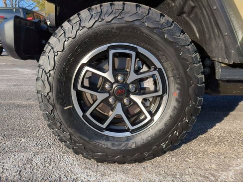 New 2026 Jeep Wrangler Unlimited Rubicon AWD/4WD image 10