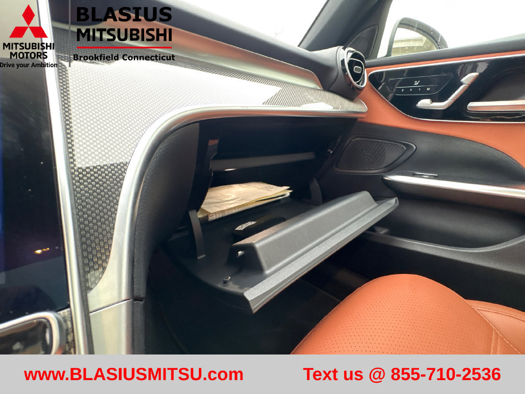 Used 2023 Mercedes-Benz C 300 4MATIC Sedan image 29