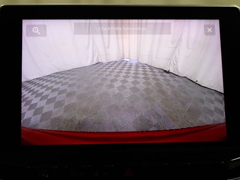 Used 2024 Jeep Compass Sport image 14