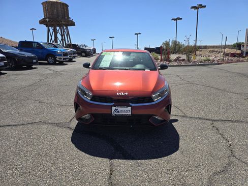 Used 2023 Kia Forte GT-Line w/ GT-Line Premium Package FWD image 3