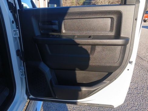 Used 2024 RAM 3500 Tradesman w/ Safety Group image 27