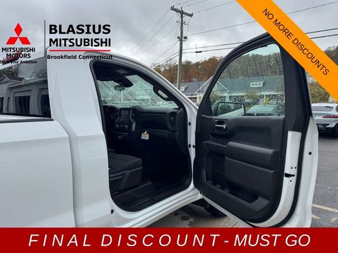 Used 2025 GMC Sierra 1500 Pro w/ Pro Value Package image 12