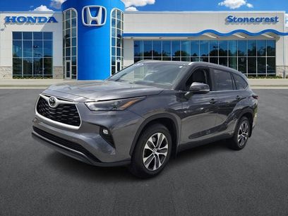 Used 2024 Toyota Highlander XLE