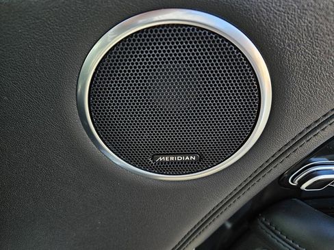 Used 2022 Land Rover Range Rover Westminster Edition image 9