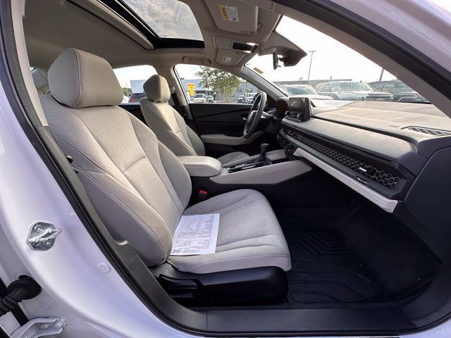 Used 2024 Honda Accord EX image 29