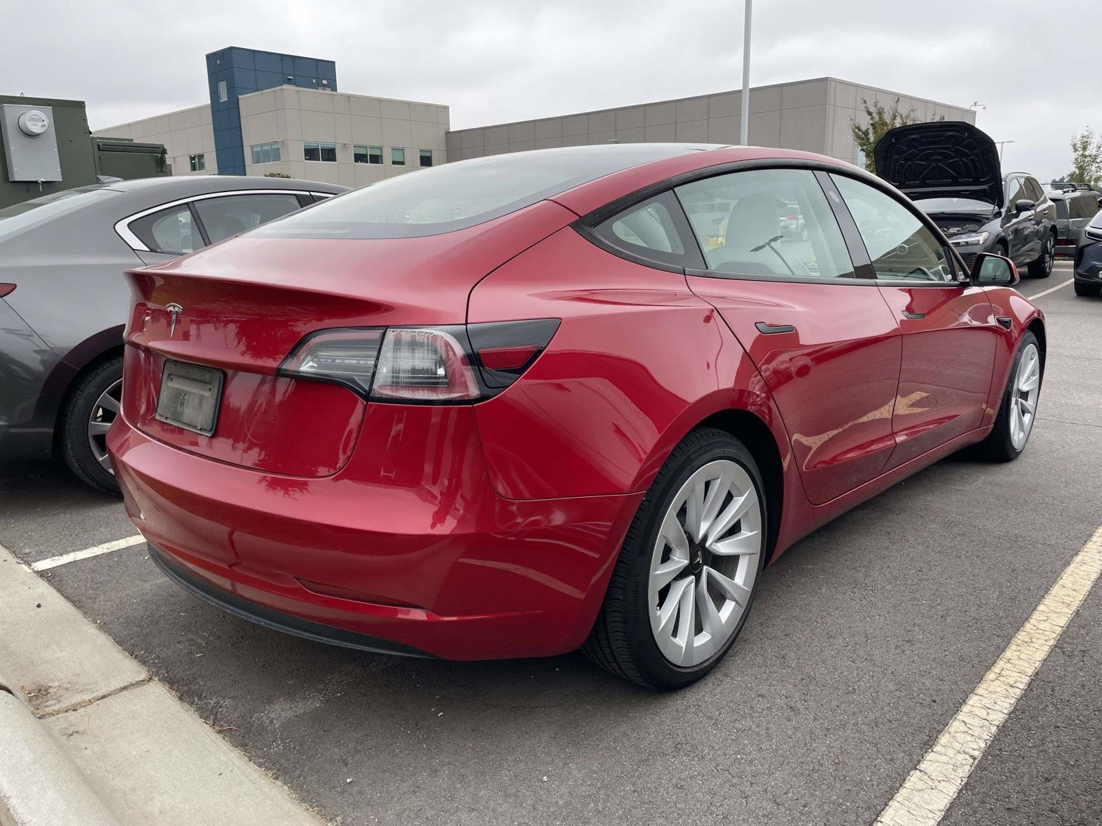 Used 2023 Tesla Model 3 Standard Range RWD image 4