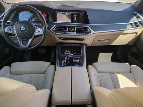 Certified 2022 BMW X7 xDrive40i w/ Executive Package image 15