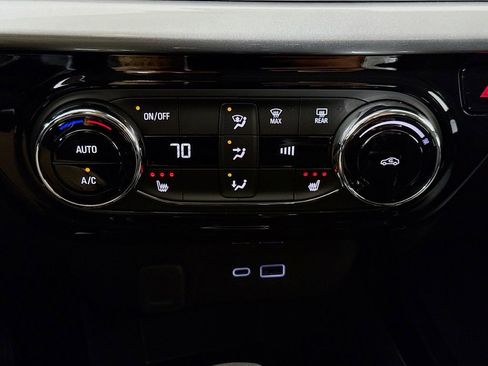New 2026 Chevrolet Trax LT w/ Driver Confidence Package FWD image 15