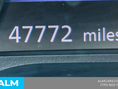 Used 2024 Nissan Sentra SV FWD image 44