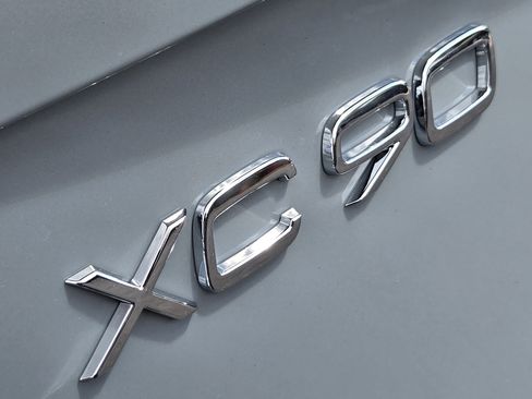 New 2026 Volvo XC90 B6 Ultra image 14