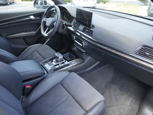 Certified 2022 Audi SQ5 Premium Plus w/ Premium Plus Package image 21
