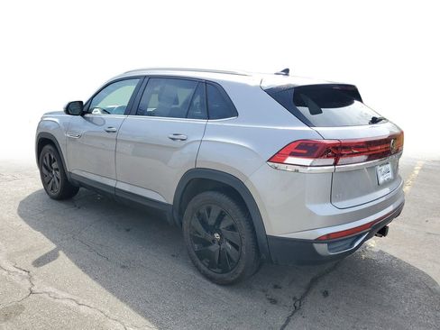 Used 2024 Volkswagen Atlas Cross Sport SE AWD/4WD image 6