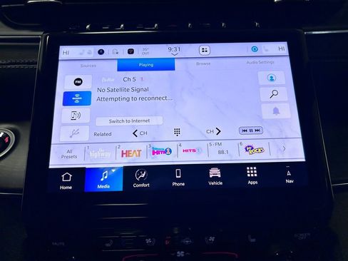 New 2025 Jeep Grand Cherokee L Overland w/ Luxury Tech Group IV AWD/4WD image 14
