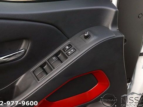 New 2025 Nissan Frontier PRO-4X w/ Pro Convenience Package image 10