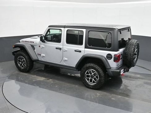 Used 2024 Jeep Wrangler Unlimited Rubicon w/ Capability Package AWD/4WD image 28