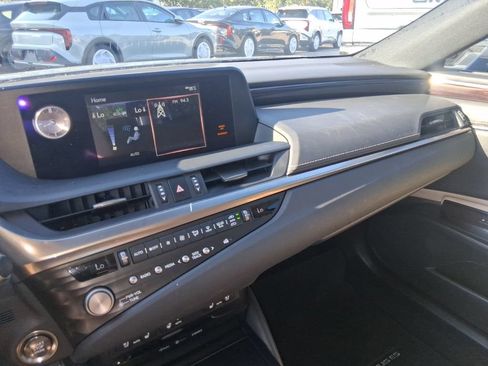 Used 2021 Lexus ES 350 w/ Premium Package FWD image 13
