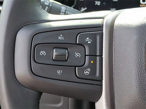 Used 2023 GMC Yukon XL Denali image 19