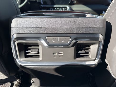 New 2026 GMC Sierra 1500 Denali Ultimate AWD/4WD image 18