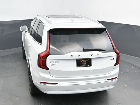 New 2026 Volvo XC90 B6 Ultra image 36