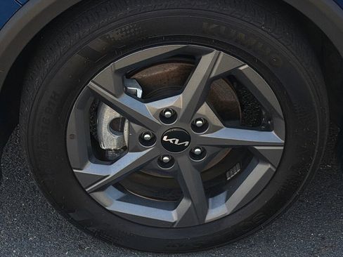 Used 2025 Kia K4 LXS FWD image 6